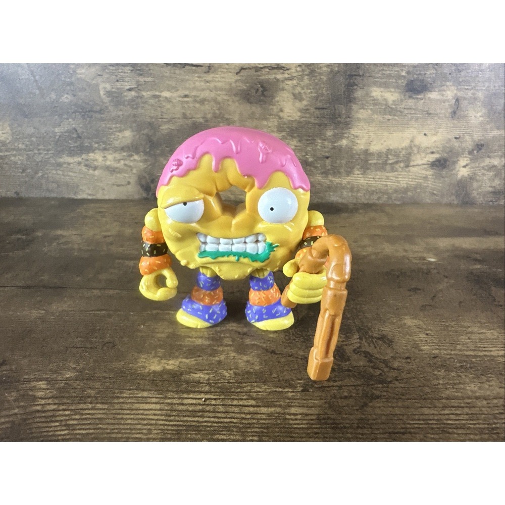 The Grossery Gang DODGEY DONUT Putrid Power Figure With Weapon Fast Safe Shippin